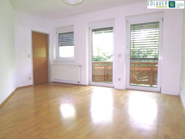 Großzügige 4 Zimmer Mietwohnung in ruhiger Lage mit Balkon!