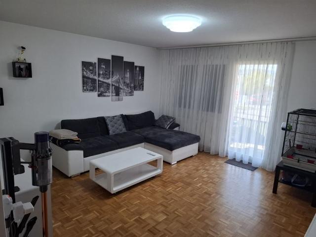 Grosszügige 4 Zimmerwohnung