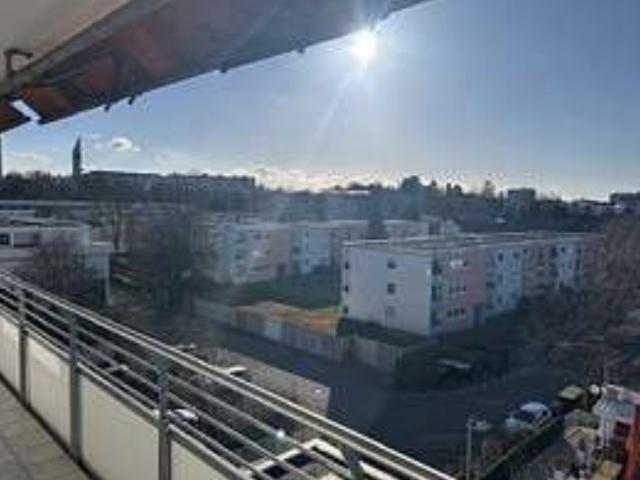 Großzügige 4½ Zimmerwohnung mit Balkon im 3.OG in Bietigheim Bissingen