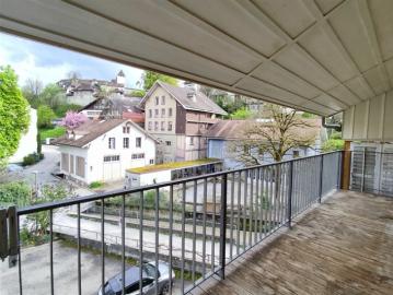 Grosszügige 4.5 Zi. Altstadtwohnung mit Balkon