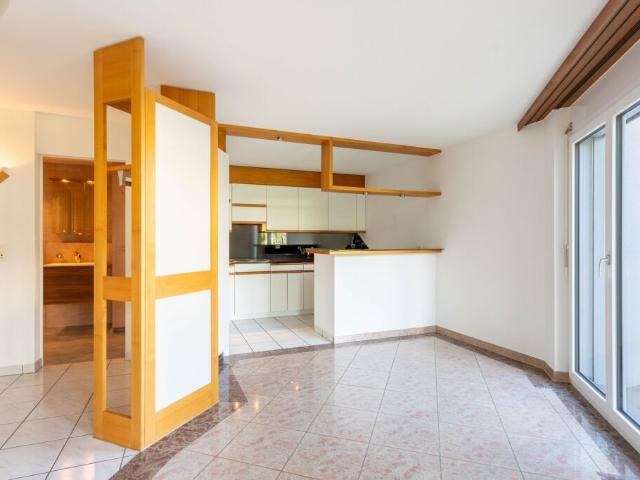 Grosszügige 4.5 Zimmer Maisonettewohnung mit Gartensitzplatz
