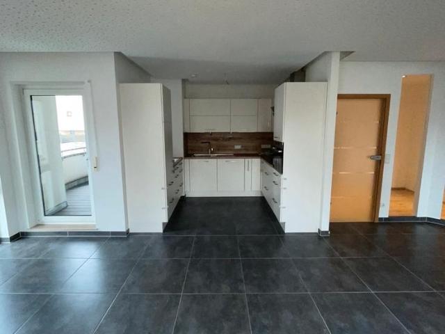 Großzügige 4,5 Zimmer Eigentumswohnung im Herzen von Birkenfeld