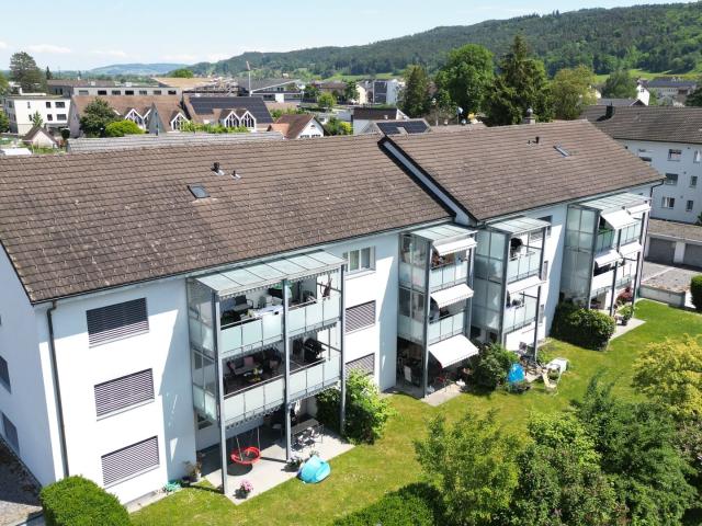 Grosszügige 4.5 Zimmer Wohnung