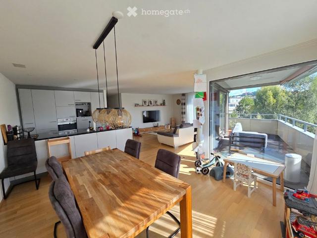 grosszügige 4.5 Zimmer Wohnung ca 140m2 in Gossau SG