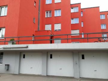 Grosszügige 4.5 Zimmer Wohnung, im Quartier Flurhof