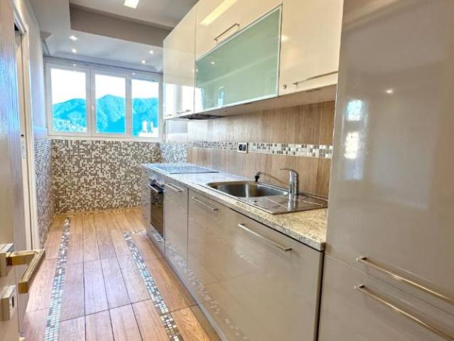 Geräumige 4,5 Zimmer Wohnung in Lugano – Ihr neues Zuhause im Tessin