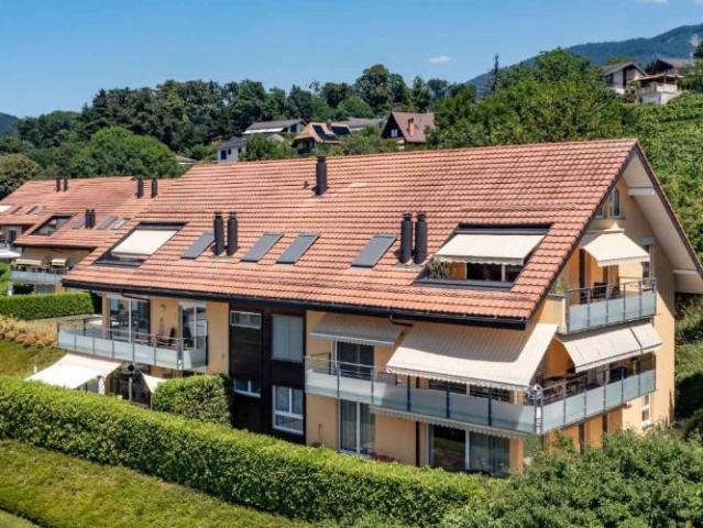 Grosszügige 4,5 Zimmer Wohnung in ruhiger und grüner Umgebung