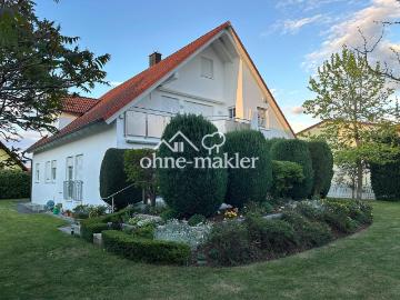 Großzügige 4,5 Zimmer Wohnung mit EBK, Terrasse mit Gartenblick und Garage in Muhr am See