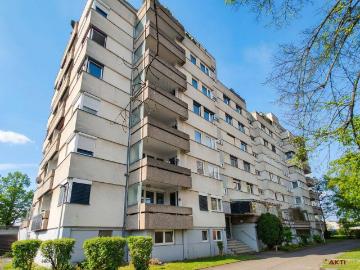 Großzügige 4,5 Zimmer Wohnung mit Loggia und Garage in guter Lage von Linz