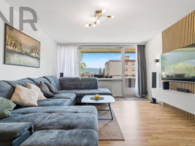 Großzügige 5 Zimmer Wohnung mit Balkon in begehrter Lage