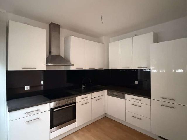 Großzügige 5 Zimmer Wohnung mit Balkon in Blankenfelde Mahlow
