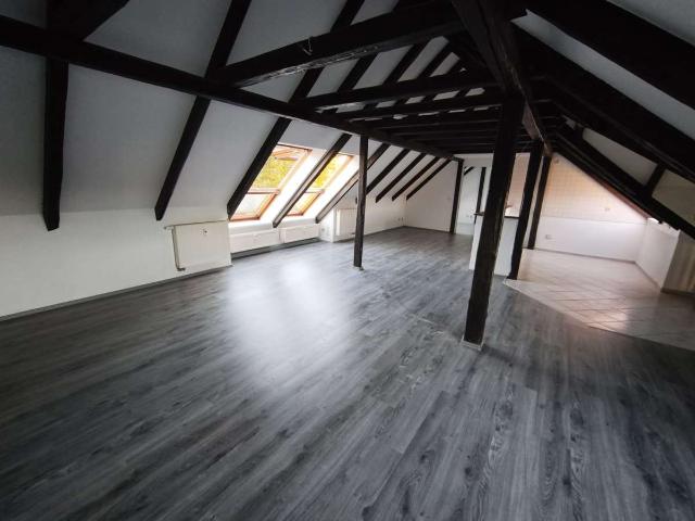 Großzügige 5 Zimmer Wohnung mit Fachwerk | 110 m² | frisch renoviert | 2 Bäder | Stellplatz