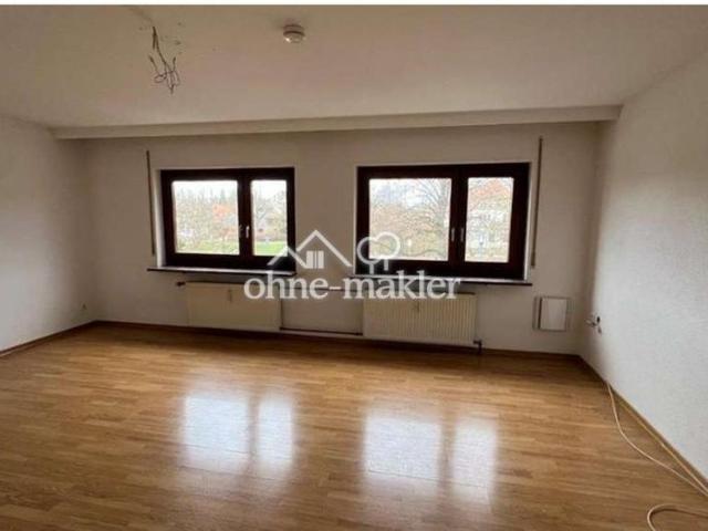 Großzügige 5 Zimmer Wohnung mit Garten in zentraler Lage von Ditzingen