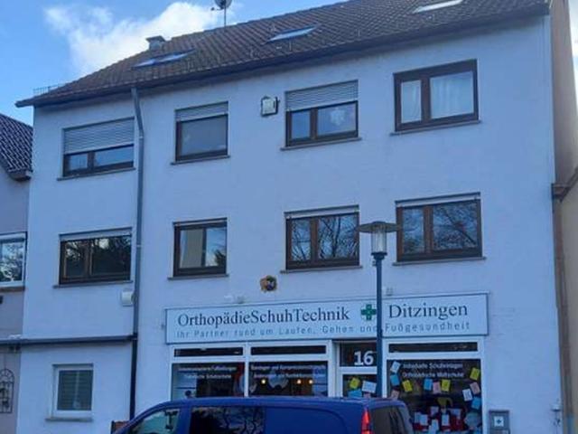 Großzügige 5 Zimmer Wohnung mit Garten in zentraler Lage von Ditzingen