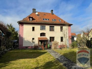 Großzügige 5 Zimmer Wohnung mit Garten, Sauna, Wintergarten & Hobbyraum Wohnen mit Wohlfühlgarantie!