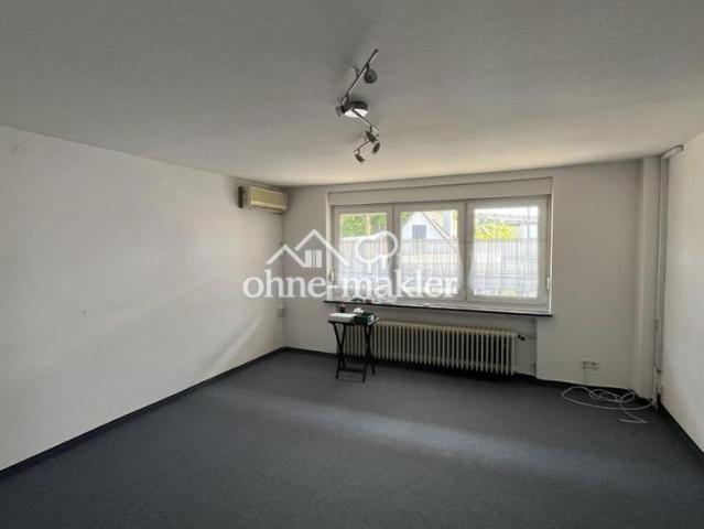 Großzügige 5 Zimmer Wohnung mit Garten, Terrasse und Garage