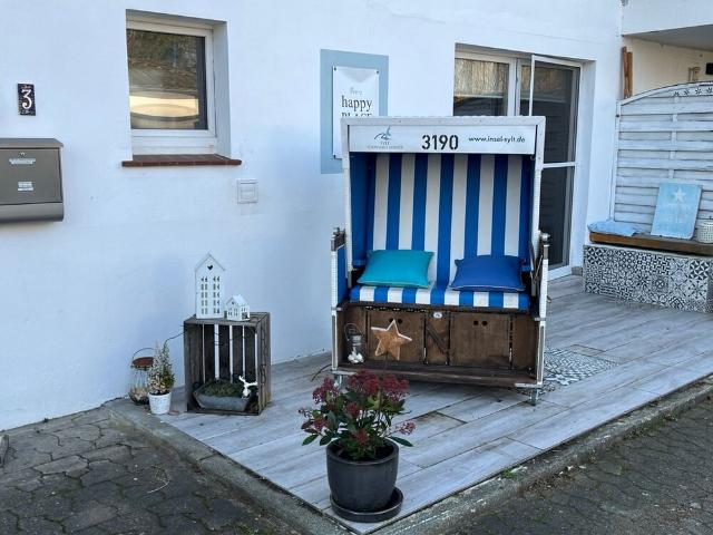 Großzügige 5 Zimmer Wohnung mit Hausgefühl & Terrasse – perfekt für Paare