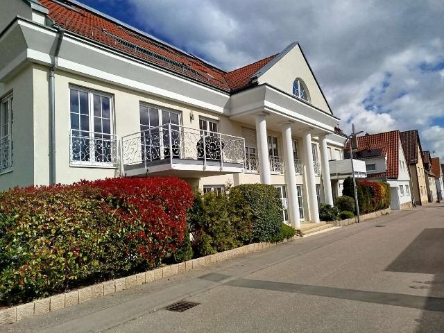 Großzügige 5 Zimmer Wohnung mit Südloggia in Korntal Münchingen