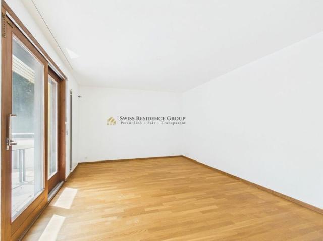Grosszügige 5 Zimmer Wohnung im Grünen stilvolles Wohnen in Riehen