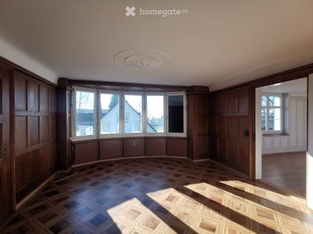 Grosszügige 5½ Zimmer Wohnung in Jugendstilhaus