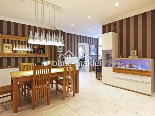 Großzügige 5 Zimmer Wohnung in Stuttgart Bad Cannstatt