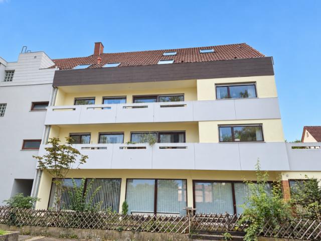 Großzügige 5 Zimmer Wohnung.