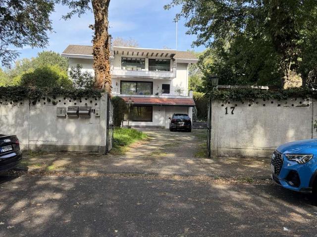 Großzügige 5 Zimmer Erdgeschosswohnung in Ratingen – ca. 170 m²