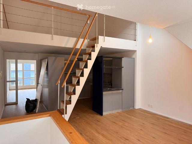 Grosszügige 5 Zimmer Maisonette Wohnung mit Balkon in Root