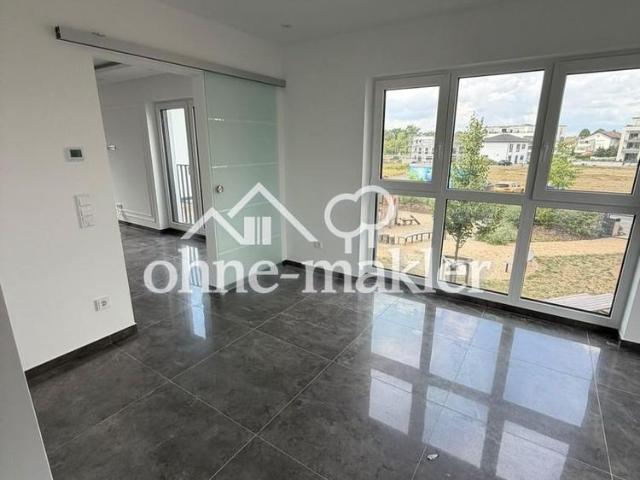 Großzügige 5 Zimmer Neubauwohnung mit Einbauküche, Balkon und Stellplatz in Rodenbach