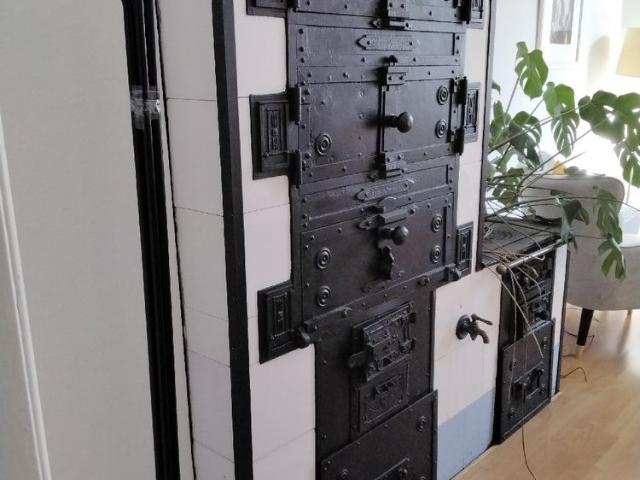 Großzügige 5 Zimmerwohnung mit Aufzug