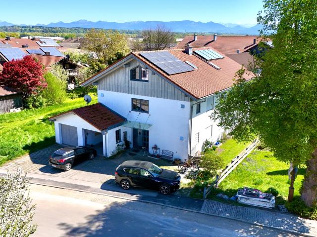 Großzügige 5,5 Zimmer Maisonettewohnung mit Galerie und Dachterrasse!