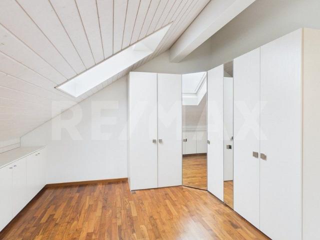 Grosszügige 5.5 Zimmer Doppelhaushälfte mit Outdoor Küche in Reichenburg SZ zu mieten!