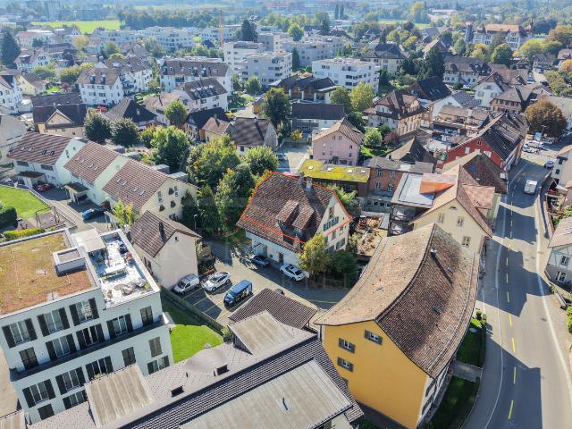 Grosszügige 5.5 Zimmer Eigentumswohnung in Aarburg