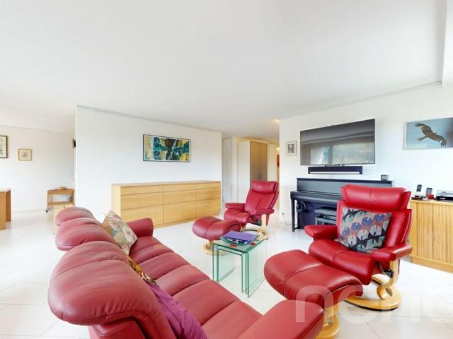 Grosszügige 5.5 Zimmer Wohnung für Familien