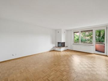 Grosszügige 5.5 Zimmer Wohnung mit eigenem Gartenabteil