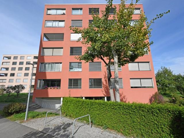 Grosszügige 5.5 Zimmerwohnung an zentraler Lage in Lyss