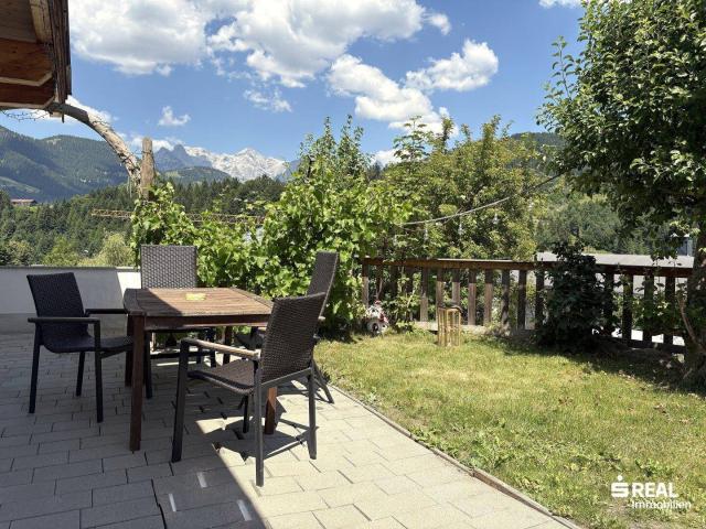Großzügige 6 Zi Wohnung in Fieberbrunn mit Terrasse, 2 Bädern & 2 Stellplätzen!