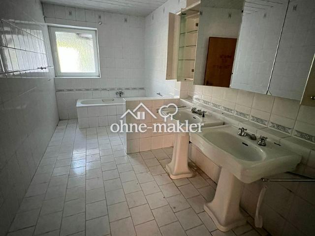 Großzügige 6 Zimmer Wohnung zur Selbstgestaltung in Obernkirchen