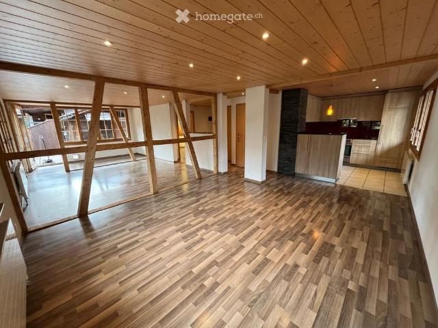 Grosszügige 6.5 Zimmerwohnung in Adelboden