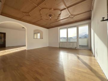 7 Zi Wohnung mit 5 Balkonen – auch teilbar in zwei Einheiten
