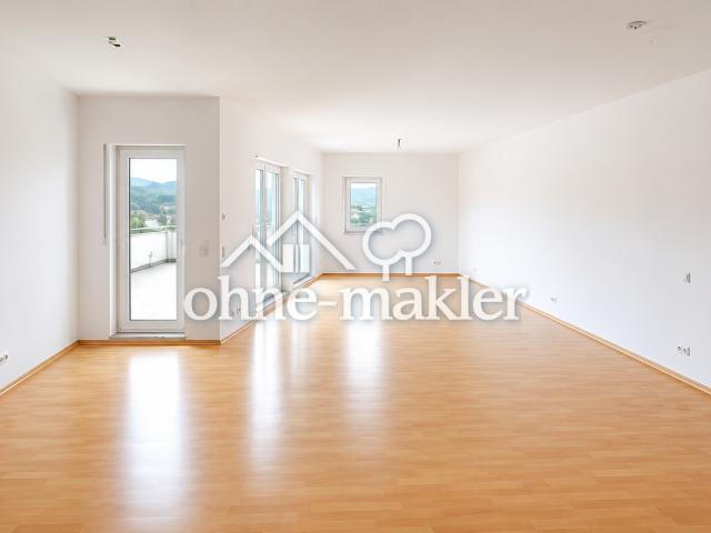 Großzügige 86 m² Studio Wohnung mit Loft Charakter und Dachterrasse