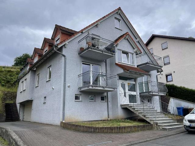 Großzügige 100 m² Maisonette, Wohnung am Waldrand!