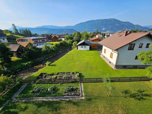 Großzügige 115 m² Dachgeschosswohnung mit Balkon, Gartenabteil & modernem Bad in Weißenbach bei Liezen, ruhige Lage