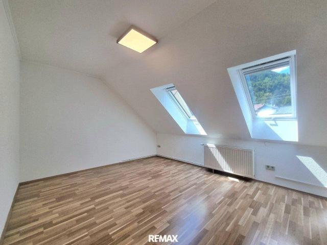 Großzügige 134 m² Mietwohnung mit viel Platz zum Wohlfühlen in Steinfeld