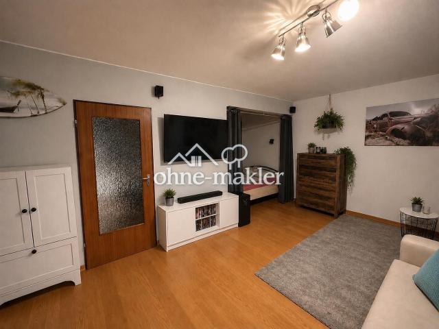 Großzügige 1 Zimmer Wohnung mit Balkon und Garage in Bornheim Waldorf