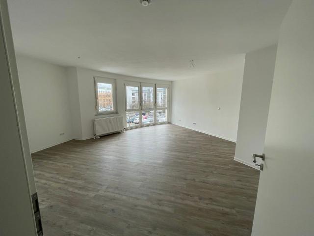 Großzügige 1 Zimmer Wohnung mit EBK
