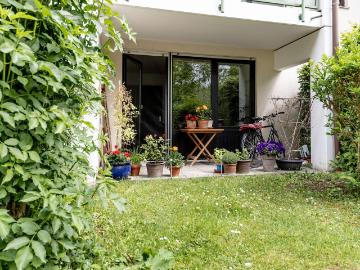 Großzügige 1 Zimmer Erdgeschosswohnung mit Süd Terrasse in Bogenhausen