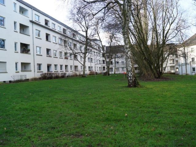 Großzügige 2 Raum Wohnung wartet auf netten Bewohner !
