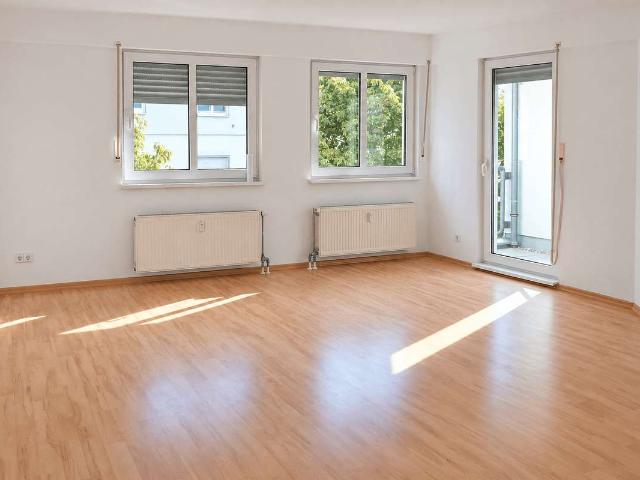 großzügige 2 Raum Wohnung am Marktplatz in Großkugel