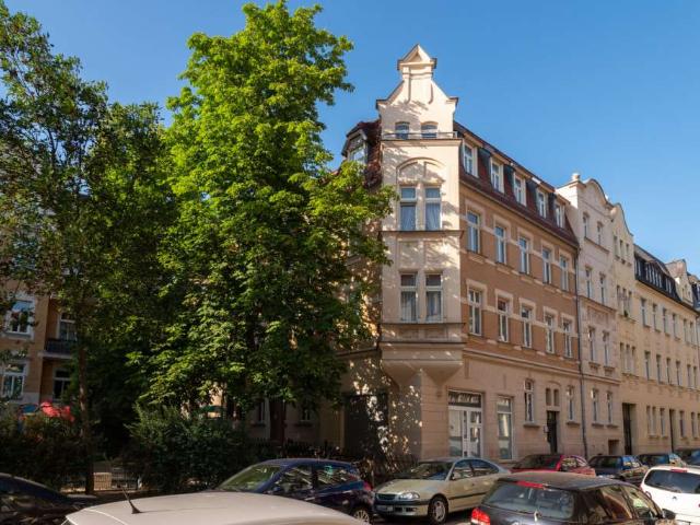 Großzügige 2 Raum Wohnung inklusive Einbauküche